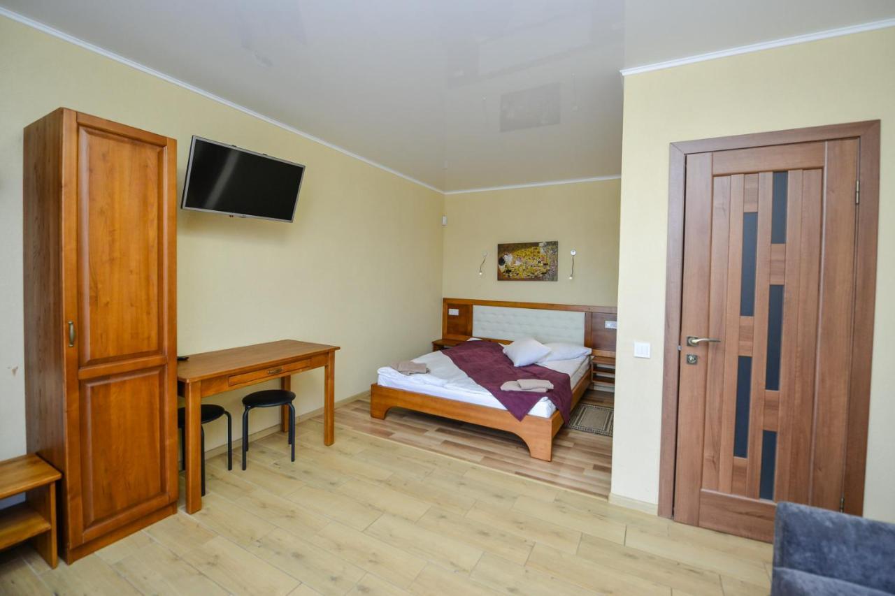 Forest Hotel Polis'ke Zewnętrze zdjęcie